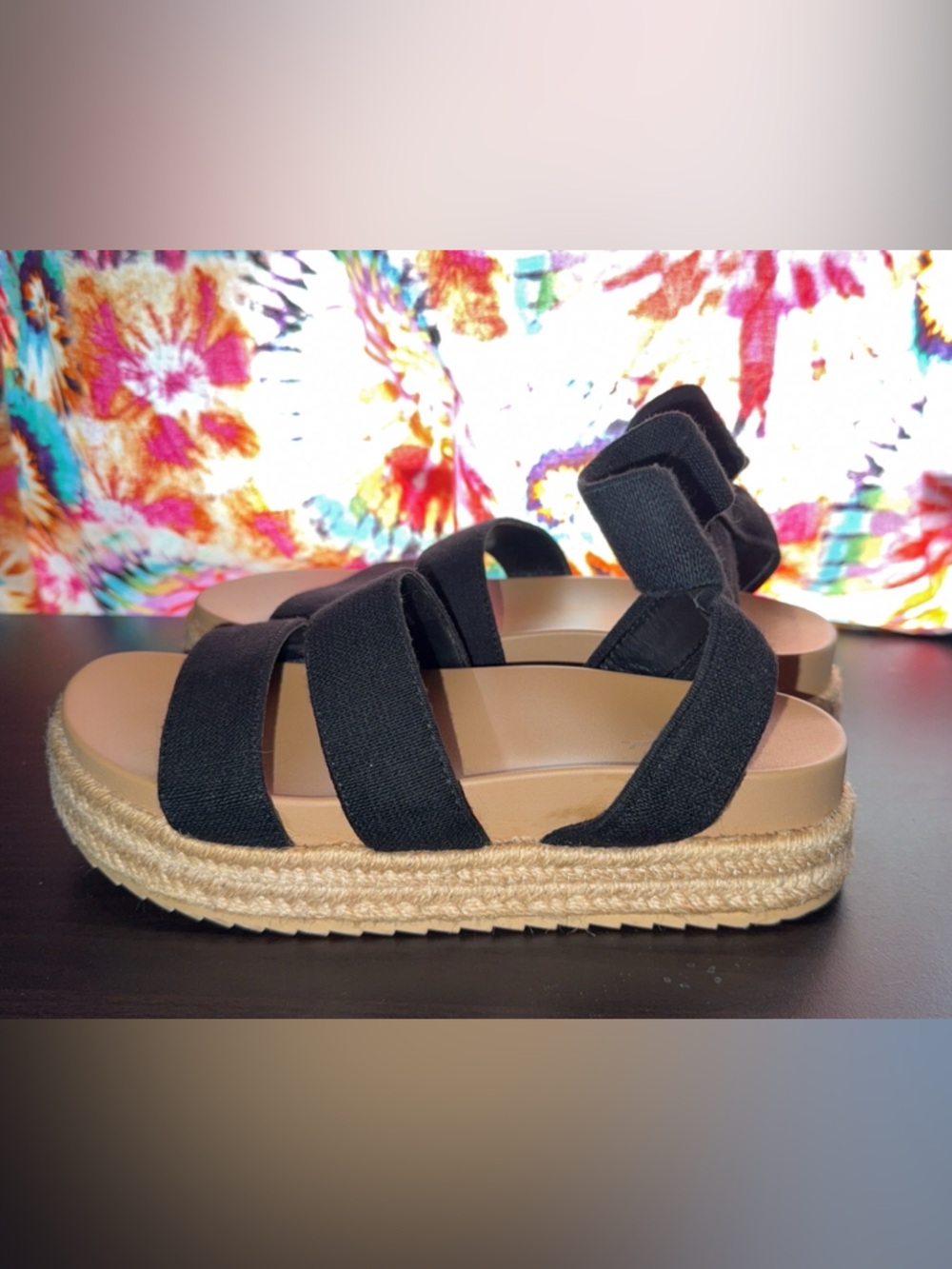 Universal Thread Platform Sandals